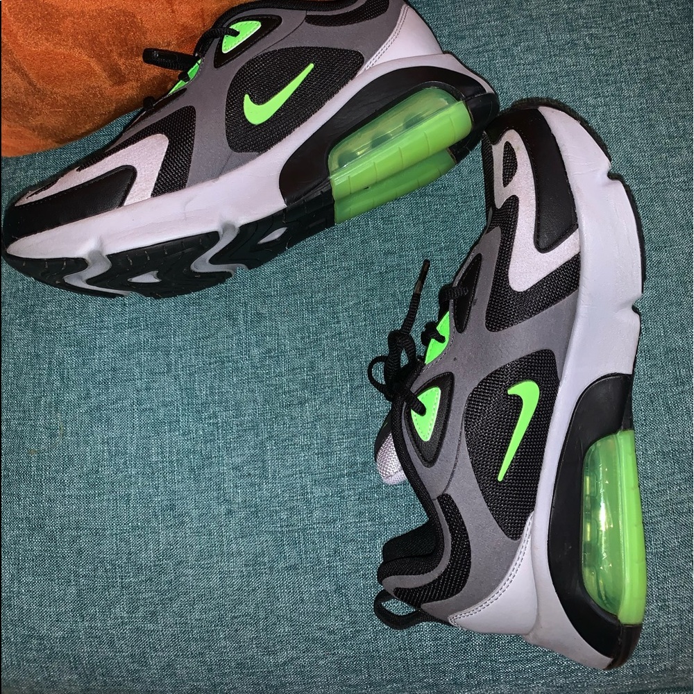 Air Max 200 Dark Grey (GS) - Picture 2 of 10